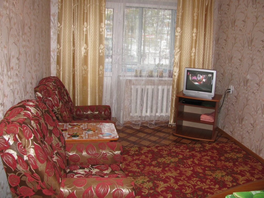 1-комнатная квартира, КЖБИ, 25 маг, ул.Маяковского - Сдам